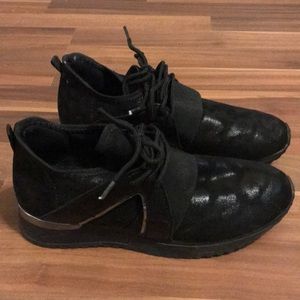 Black sock fit shoe, cheetah print